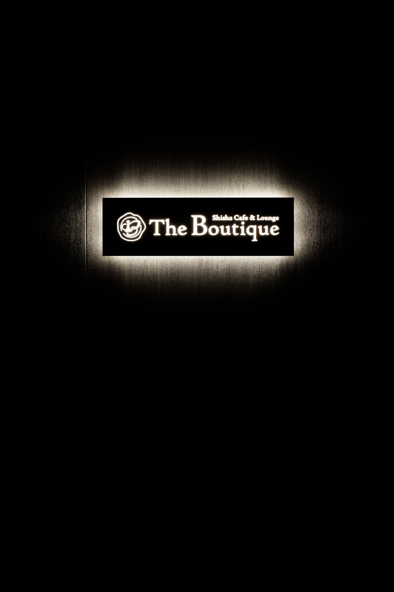 The Boutique(ザブティック)新橋店の店舗のサイン